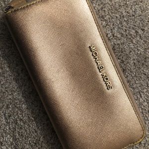 Michael Kors Gold Wallet
